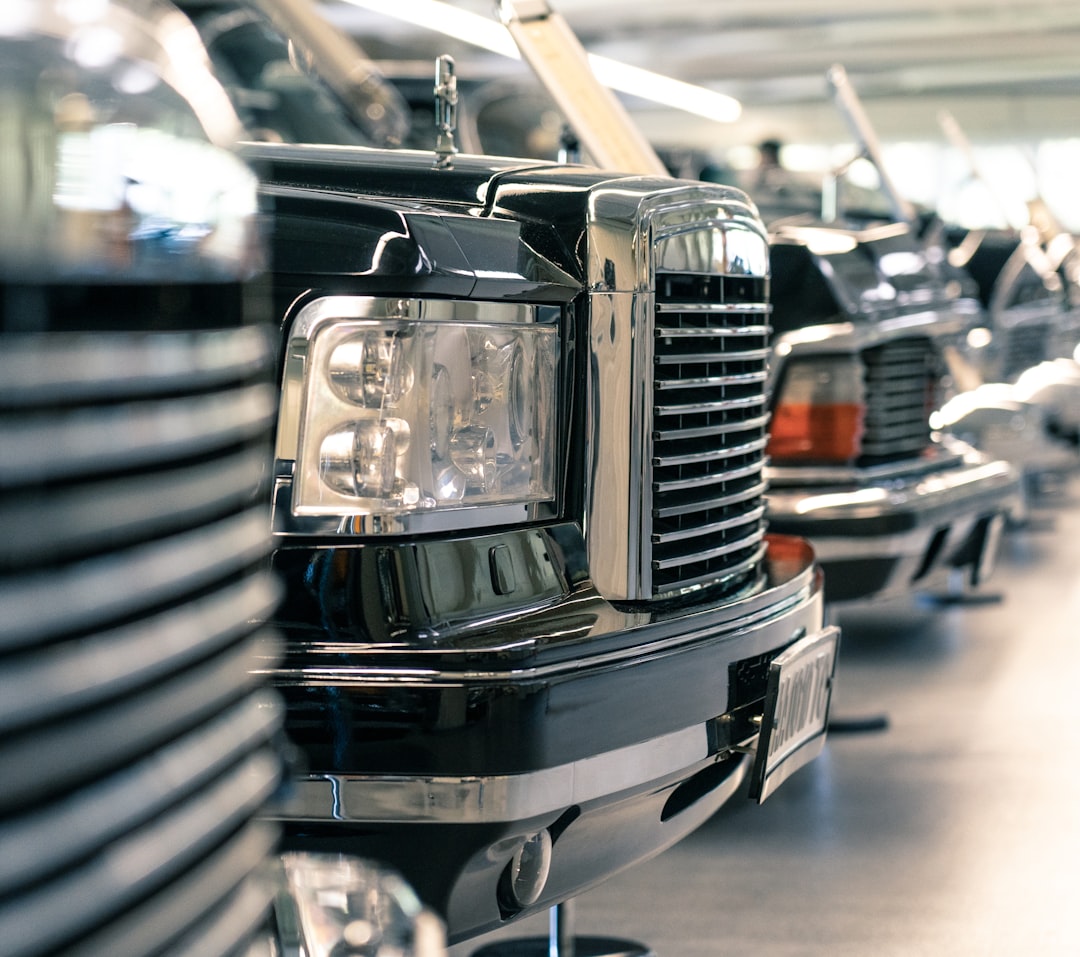 Photo Vehicle Auction